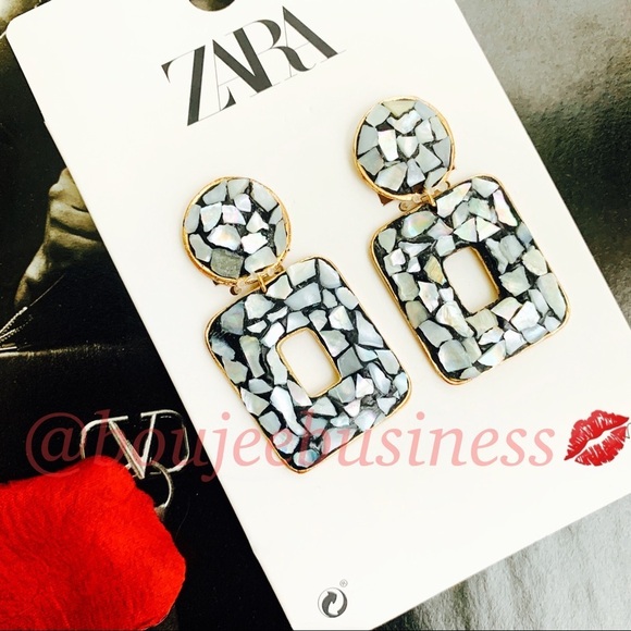 ZARA Geometric Mother Of Pearl Earrings - Picture 6 of 8